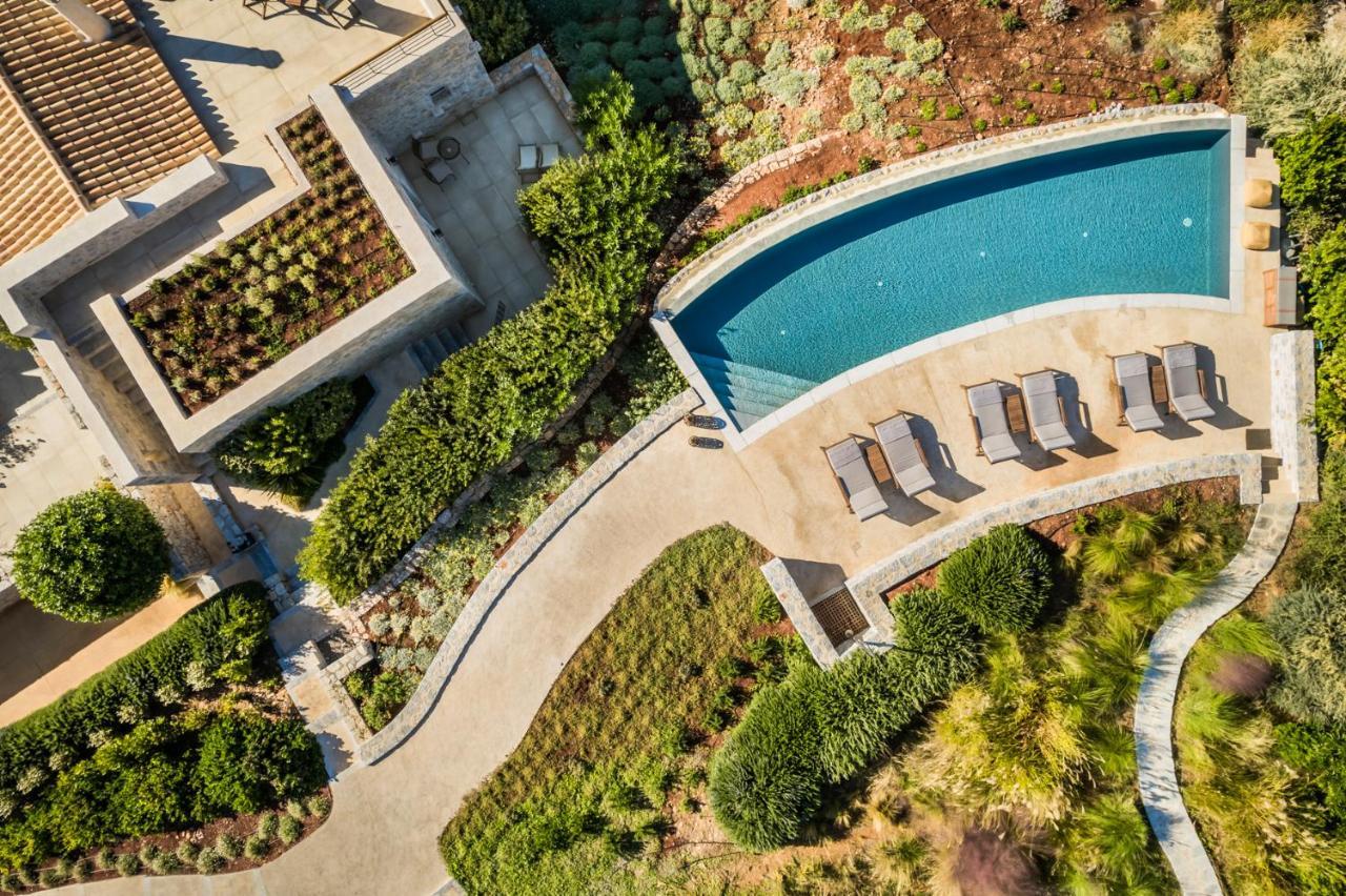 Aria Estate Suites & Spa Ареополис Экстерьер фото